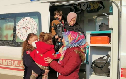 Şeker Zannedip Yediler. 2 Kardeş Hastanelik Oldu
