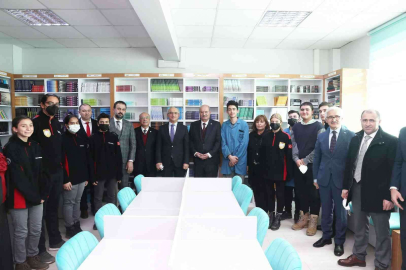 ATOdan hamisi olduğu Gazi Mesleki ve Teknik Anadolu Lisesi Kütüphanesine ziyaret