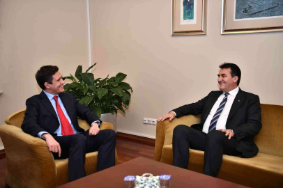 Büyükelçi Cholakov: “Sizin Gibi Bir Dostumuz Olduğu İçin Çok Şanslıyız”