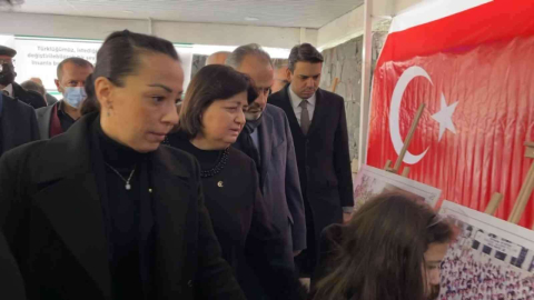Doğumunun 75. Yılında Doktor Sadık Ahmet Bursada Açılışı Gerçekleştirilen Anıt Ve Sergiyle Anıldı