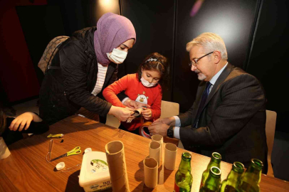 Başkan Erdem Atölyede Çocuklarla Buluştu