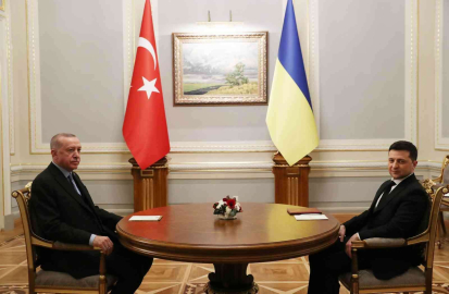 Cumhurbaşkanı Erdoğan, Ukraynalı mevkidaşı Zelenskiy ile görüştü