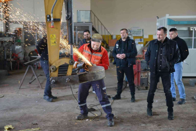 Atölyeler üretiyor, belediye tasarruf ediyor