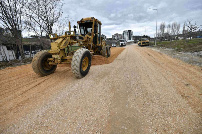 Osmangazide Karda Zarar Gören Yollar Yenileniyor