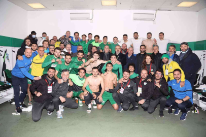 Bursaspor, Başkan Alinur Aktaşa Teşekkür Etti