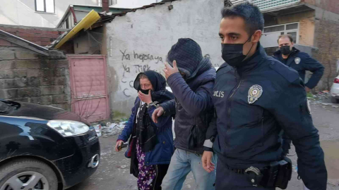 Bursada Sevgililer Çaldıkları Araçla Gezerken Kıskıvrak Yakalandılar