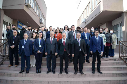 Buüden Yabancı Dil Eğitiminde Uluslararası Başarı