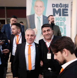 Denizli Berberler Odasında 22 yıl sonra bayrak değişimi