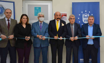Çocuklar Sınıfta, Anneler İş Başında