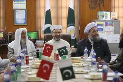 Diyanet İşleri Başkanı Erbaş: “Bütün insanlığa İslamın adaletini, iyilik ve barış anlayışını götürmeliyiz”