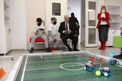 Çocuklar Nilüferde Teknolojiyi Öğreniyor