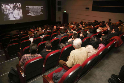 Önce Film İzlediler Sonra Yönetmenle Söyleştiler