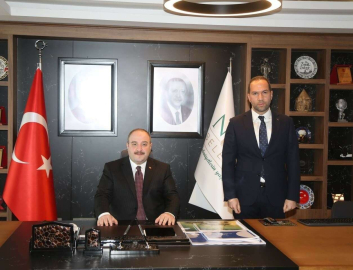 Bakan Varank: Türk İHA ve SİHAları için dünya sırada