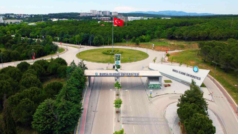 Buü 100/2000De Türkiye Birincisi Oldu