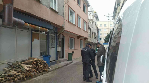 Bursada Genç Kadın Evinde Ölü Bulundu