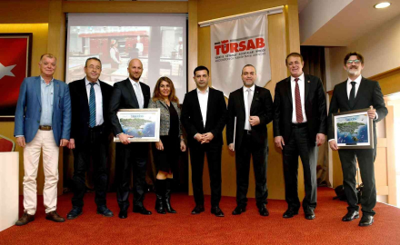 Kuşadası kruvaziyerde ‘home port oluyor