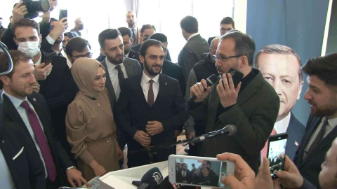 Ak Partili Gençlerin Toplantısına Tayyip Erdoğan Sürprizi...