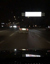 Yakıt Pompasını Koparıp Trafikte Giden Otomobili Görenler Gözlerine İnanamadı