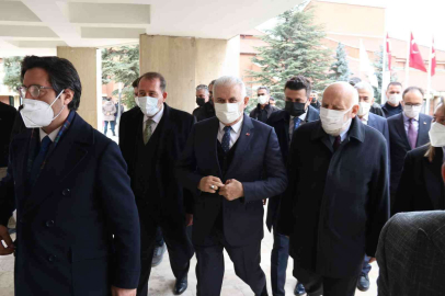 Binalı Yıldırım Eskişehirde