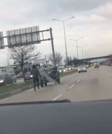 Bursada Sürücüsüz At Arabası Trafiği Birbirine Kattı