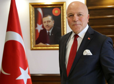 Başkan Mehmet Sekmen zirvede