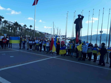 Marmariste yaşayan Ukraynalılar barış çağrısı yaptı