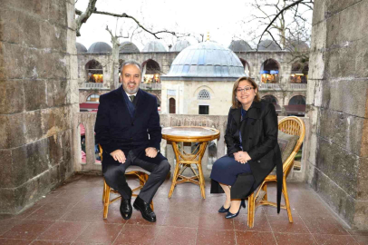 Türkiye Belediyeler Birliği Başkanı Şahinden Tarihi Dönüşüme Övgü