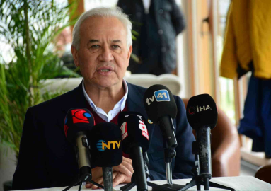 Vefa İbrahim Aracı: Kırım Tatarlarını bu savaşta taraf yapmasınlar