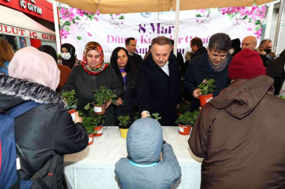 Bağcılarda 4 dilde “Savaşa Dur De” çağrısı