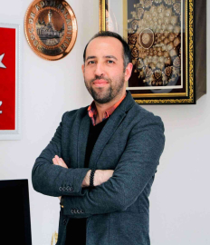 Doç. Dr. Adem Palabıyık: “Halk TV, Türk medyasının gulyabanisi olma gayretinde”