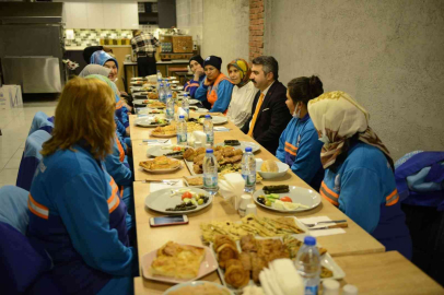 Yıldırımda Kadının Adı Var