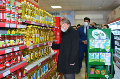Vali Öner marketlerde stokçuluk ve fahiş fiyat denetimi yaptı
