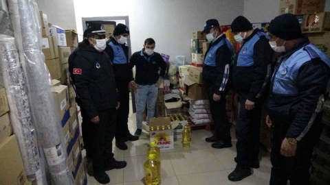 Zincir marketin raflarında bulunmayan yağlar depodan çıktı