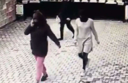 Bursada Peçeli Kadın Hırsızlar Kamerada