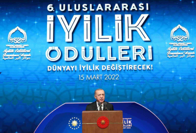 Cumhurbaşkanı Erdoğan: Diyarbakır annelerinin kapılarını çalmaya korkan siyasetçi müsveddelerini de gördük