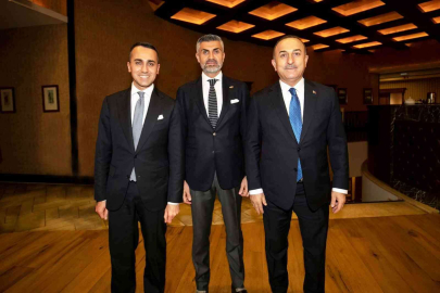 Fahri Konsolos Üçdandan ADF övgüsü