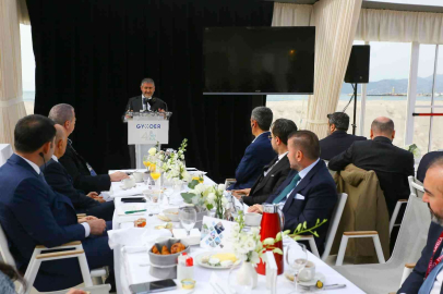Çevre, Şehircilik ve İklim Değişikliği Bakanı Kurum: Türkiye geçen yıl yüzde 11 büyüme ile rekor kırdı