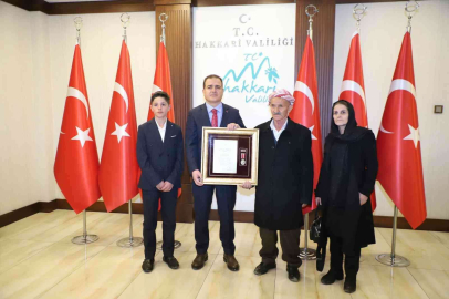 Hakkaride ‘Devlet Övünç Madalyası ve Beratı takdim töreni