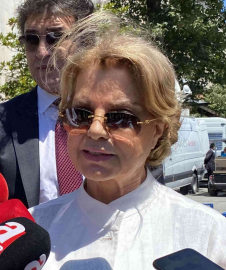 Tansu Çiller: “Telekomdan kazanacağımızla ekonomiyi kurtarabilirdik, izin vermediler