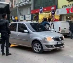Bursada Yol Verme Kavgası Kamerada