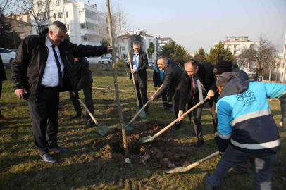 Fidanlar Toprakla Buluştu
