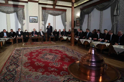 Cumhurbaşkanı Erdoğan, Tokatta çiftçilerle bir araya geldi