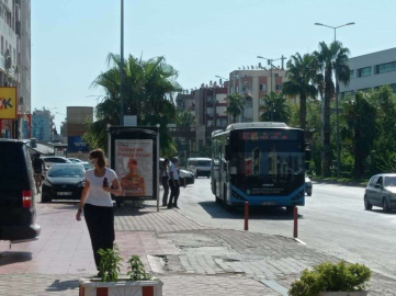Antalyada turizm ve otobüs esnafı 7 bin 500 TL maaşla 8 saat çalışacak şoför bulamıyor