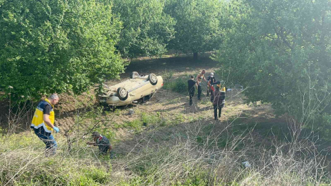 Bursada Takla Atan Otomobilde Can Pazarı: 4 Yaralı