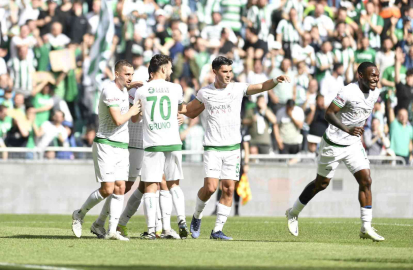 Bursaspor Kalan 2 Maçı Kazanırsa Ligde Kalıyor