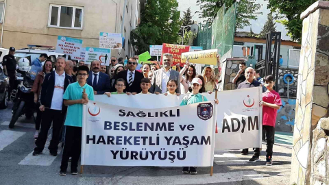 Bursada Öğrencilerden “Sağlık İçin Hareket Et” Yürüyüşü