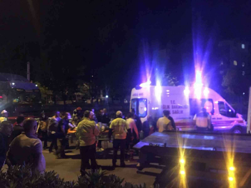 Bursada Sıkışmalı Kaza: 3 Yaralı