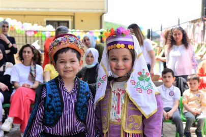 Anneler Ve Çocukları Buluştu