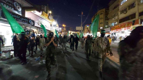 Gazzede bayrak yürüyüşü protestosu