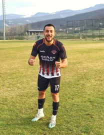 Bursada 27 Yaşındaki Futbolcu Kalbine Yenik Düştü
